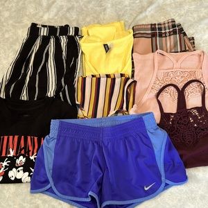 Teen clothing lot size small 8 pieces Nike Aeropostale Hollister H&M